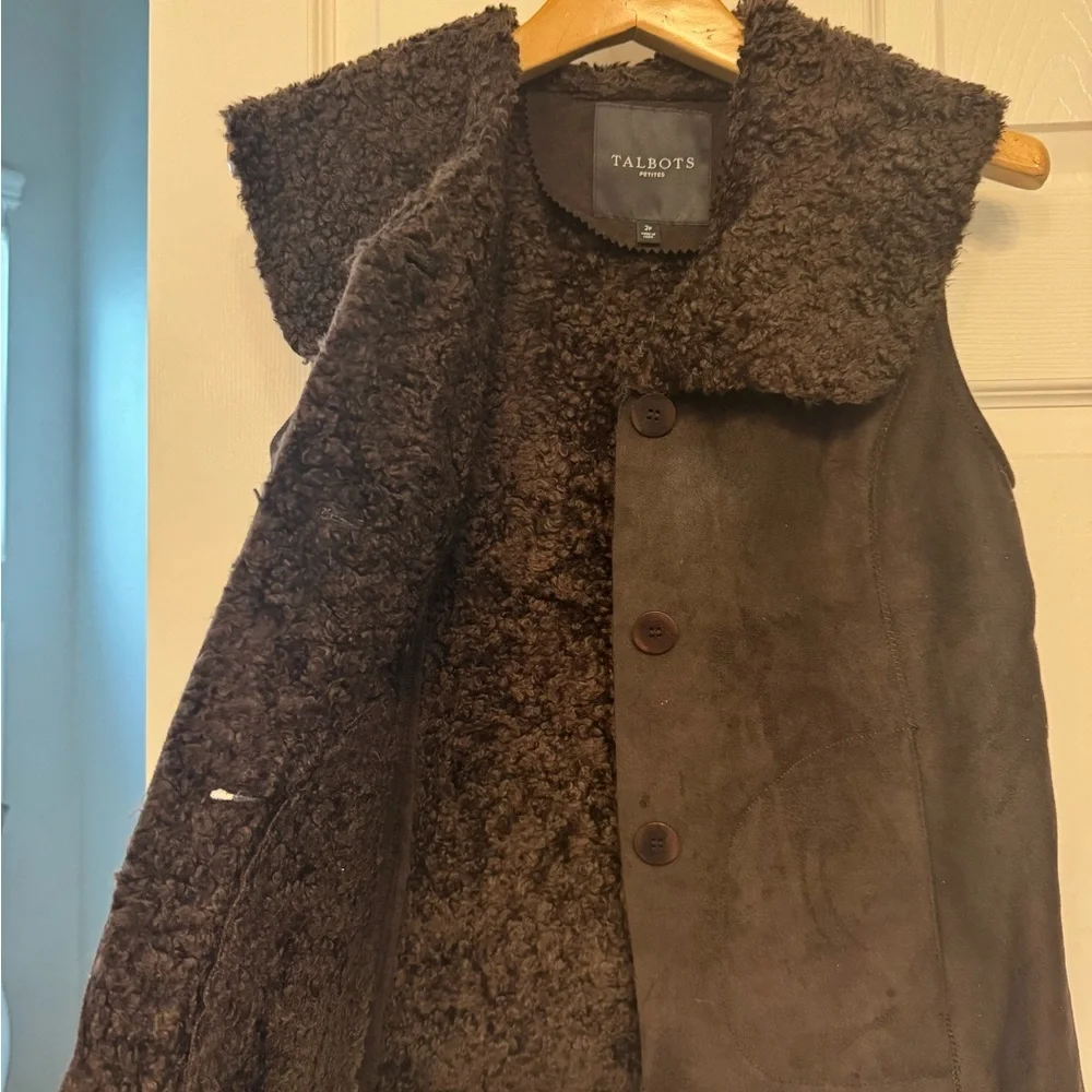 Talbots Dark Brown Shearling Vest - Picture 6 of 8